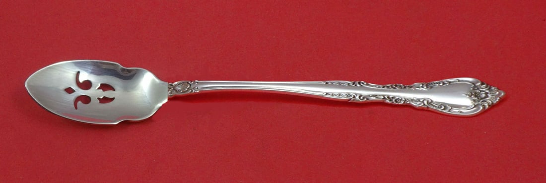 Gorham Alencon Lace Sterling Silver Pierced Olive Spoon 7.5": Gorham Alencon Lace Sterling Silver Pierced Olive Spoon 7.5" This exquisite serving spoon features the elegant Alencon Lace pattern by Gorham, crafted from high-quality sterling silver. Measuring 7 1/