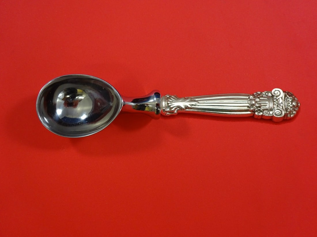 Towle Georgian Sterling Silver Custom Ice Cream Scoop 7": Towle Georgian Sterling Silver Custom Ice Cream Scoop 7" Introducing the Georgian Ice Cream Scoop by Towle, a classic serving piece crafted from sterling silver with a hollow handle and a stainless st