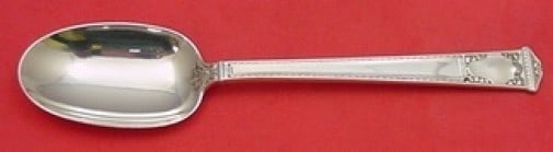 Tiffany & Co San Lorenzo Sterling Silver Serving Spoon 8.25": Tiffany & Co San Lorenzo Sterling Silver Serving Spoon 8.25" This exquisite serving spoon from Tiffany & Co. showcases the classic San Lorenzo pattern, a timeless design that reflects elegance and cra