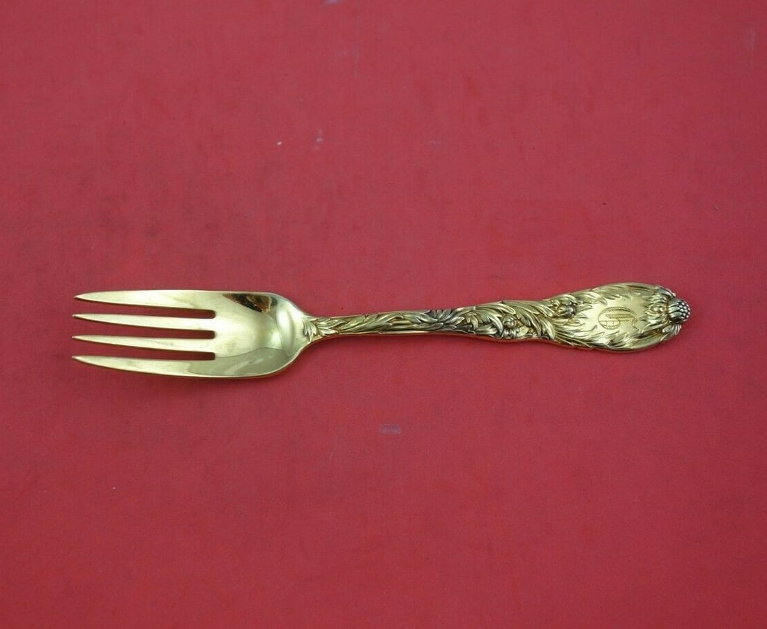 Chrysanthemum Vermeil Sterling Silver 4-Tine Pastry Fork by Tiffany & Co 6 Inch: Chrysanthemum Vermeil Sterling Silver 4-Tine Pastry Fork by Tiffany & Co 6 Inch This is a Tiffany & Co. pastry fork in the Chrysanthemum Vermeil pattern, crafted from sterling silver with a complete g