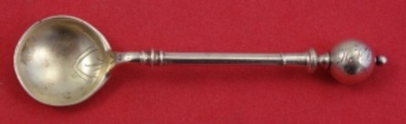George Sharp Sterling Silver Ball End Salt Spoon 3 3/8 Inch: George Sharp Sterling Silver Ball End Salt Spoon 3 3/8 Inch This exquisite salt spoon, crafted by George Sharp, features the elegant Ball End pattern and is made of high-quality sterling silver. Measu