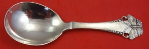 Frigast Butterfly Sterling Silver Tea Caddy Spoon 4 1/2 in: Frigast Butterfly Sterling Silver Tea Caddy Spoon 4 1/2 in Sterling silver tea caddy spoon in the Butterfly pattern by Frigast. The spoon measures 4 1/2 inches and is not monogrammed. It is described 