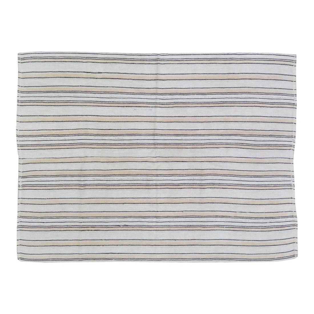 Hemp Flatweave Rug in Beige Turkish Vintage Style 4'7" x 6': Hemp Flatweave Rug in Beige Turkish Vintage Style 4'7" x 6' This vintage Turkish flatweave hemp rug is crafted using traditional rug-making techniques, blending timeless craftsmanship with a modern de