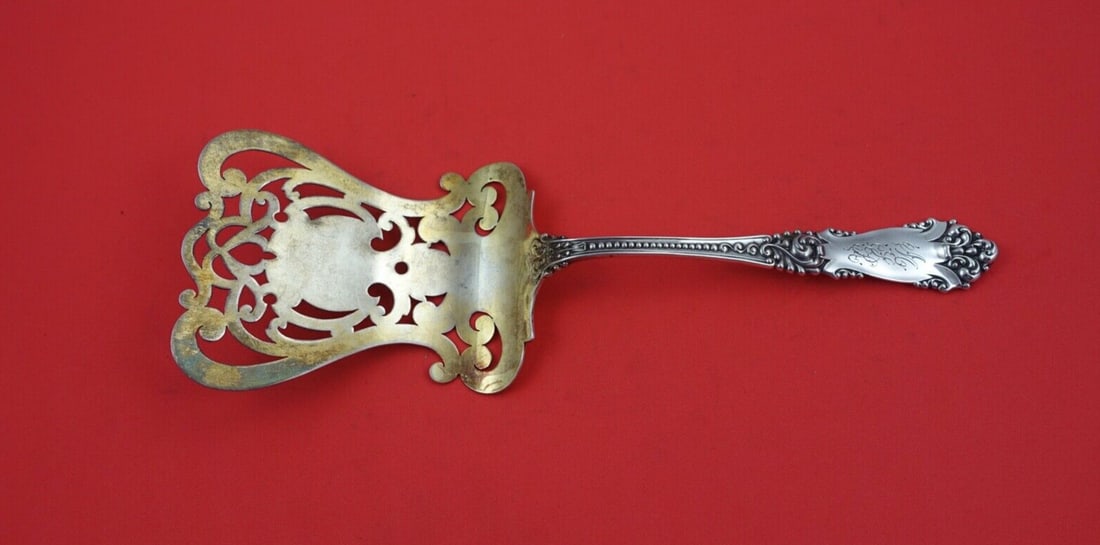 Reed and Barton La Marquise Sterling Silver Waffle Server 9 3/4" Monogrammed: Reed and Barton La Marquise Sterling Silver Waffle Server 9 3/4" Monogrammed Presenting the exquisite La Marquise Waffle Server by Reed and Barton, crafted from sterling silver. This beautiful serving