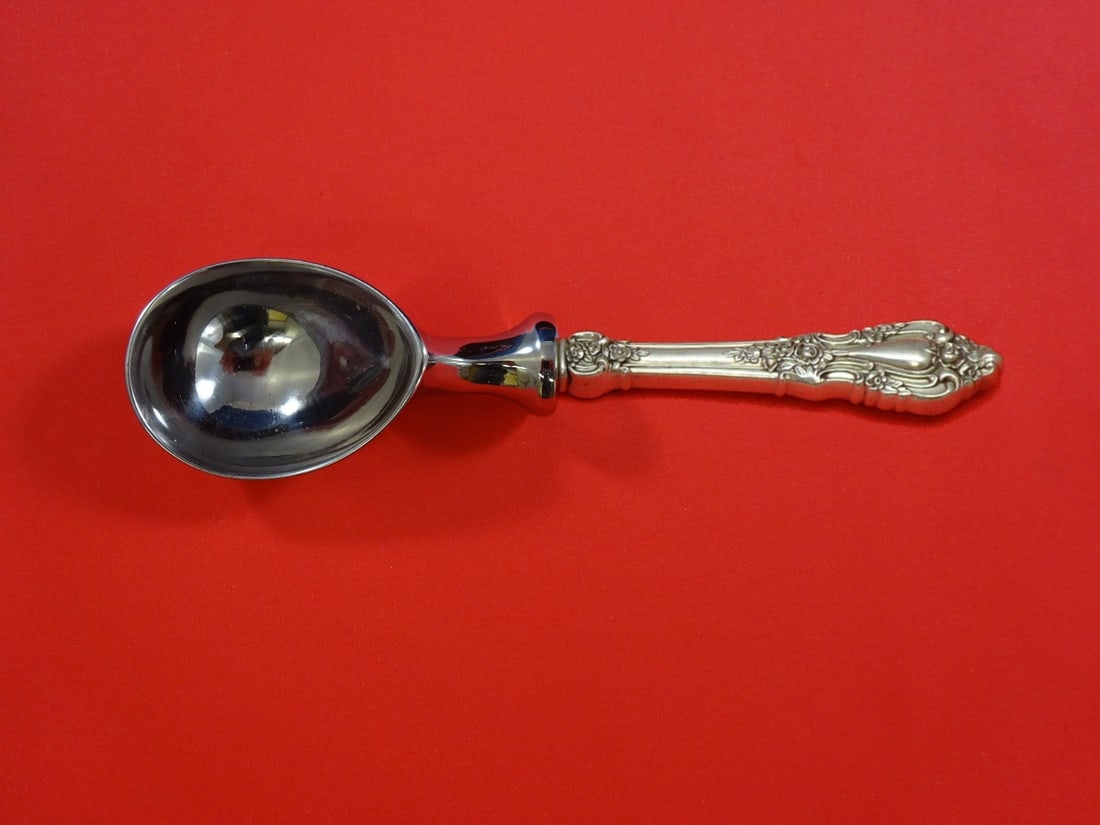 Lunt Eloquence Sterling Silver Ice Cream Scoop Custom Made 7" Serving Piece: Lunt Eloquence Sterling Silver Ice Cream Scoop Custom Made 7" Serving Piece Elevate your dining experience with the Eloquence by Lunt Sterling Silver Ice Cream Scoop. This custom-made serving piece fe