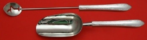 Royal Crest Wild Flower Sterling Silver 2pc Bar Serving Set: Royal Crest Wild Flower Sterling Silver 2pc Bar Serving Set This elegant 2-piece bar serving set features the exquisite Wild Flower pattern by Royal Crest, crafted from high-quality sterling silver. T