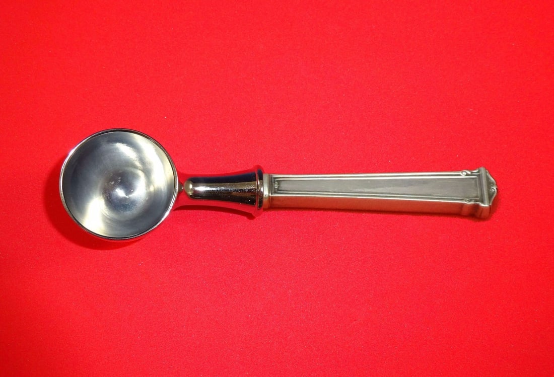 International Sterling Silver Theseum Coffee Scoop Custom Made 6 Inches: International Sterling Silver Theseum Coffee Scoop Custom Made 6 Inches This exquisite coffee scoop is crafted in the Theseum pattern by International Sterling. Made from high-quality sterling silver,