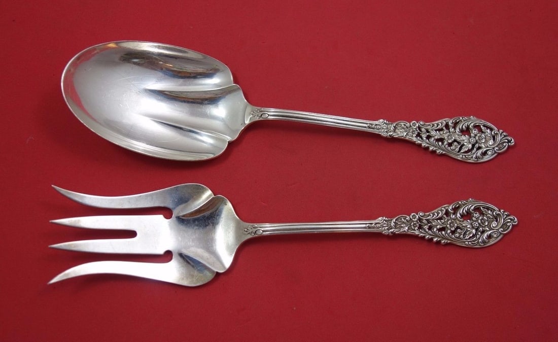 Reed & Barton Florentine Lace Sterling Silver Salad Serving Set 2pc 9": Reed & Barton Florentine Lace Sterling Silver Salad Serving Set 2pc 9" Elevate your dining experience with this exquisite 2-piece salad serving set from Reed & Barton, featuring the elegant Florentine