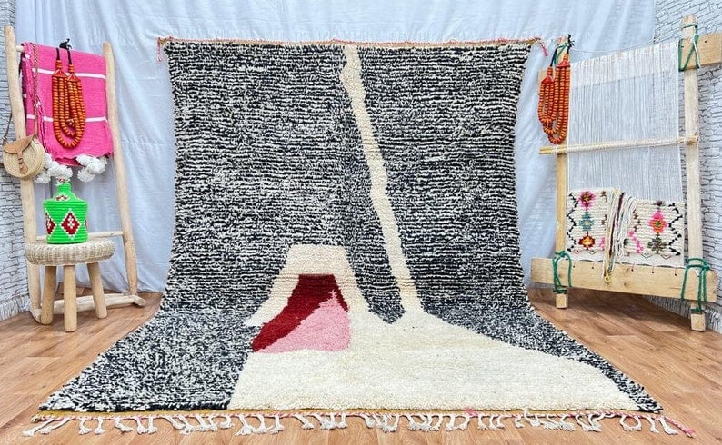 Handwoven Moroccan Rug 100% Local Sheep Wool 8 x 5 Feet: Handwoven Moroccan Rug 100% Local Sheep Wool 8 x 5 Feet This stunning soft rug is handwoven in the Atlas Mountains by local Berber women weavers, utilizing traditional tools and natural local wool. Cr