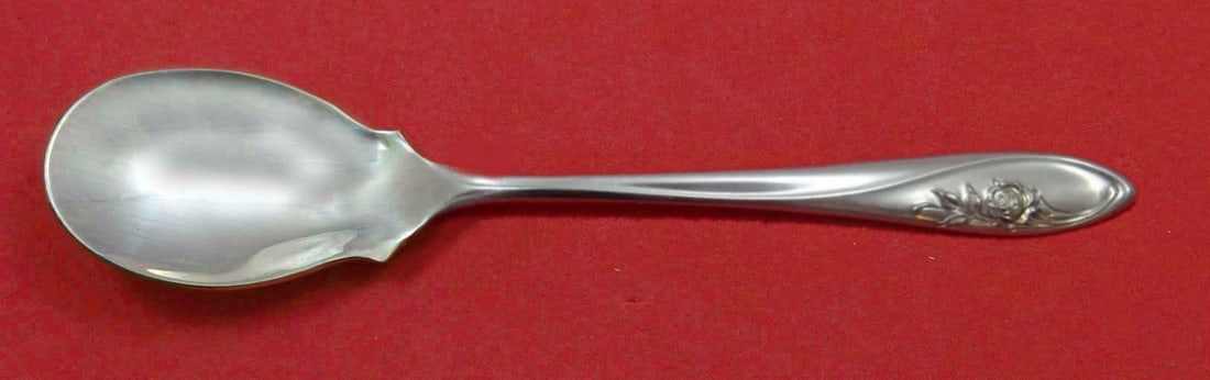 Towle Sculptured Rose Sterling Silver Ice Cream Spoon 5 3/4 Custom Made: Towle Sculptured Rose Sterling Silver Ice Cream Spoon 5 3/4 Custom Made Sterling silver ice cream spoon in the Sculptured Rose pattern by Towle. This custom-made piece is post-1940, made in the United
