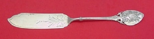 Gorham Lily aka 88 Sterling Silver Master Butter Knife 7 7/8" Brite Cut: Gorham Lily aka 88 Sterling Silver Master Butter Knife 7 7/8" Brite Cut Introducing the exquisite Lily aka 88 Master Butter Knife by Gorham, crafted from high-quality sterling silver. This piece featu