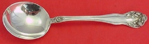 Watson Wedding Rose Sterling Silver Gumbo Soup Spoon 6 3/4": Watson Wedding Rose Sterling Silver Gumbo Soup Spoon 6 3/4" Introducing the Wedding Rose Sterling Silver Gumbo Soup Spoon by Watson, a stunning piece that showcases exquisite craftsmanship. This spoon