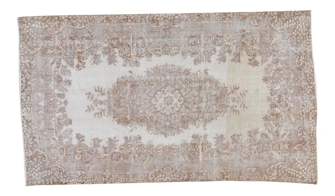 5'3 x 9'3 Anatolian Wool Rug Fine Weave Hand Knotted Whitewash: 5'3 x 9'3 Anatolian Wool Rug Fine Weave Hand Knotted Whitewash This vintage Turkish Anatolian rug features a whitewash design, hand-knotted with organic wool and natural colors. Showcasing a fine weav