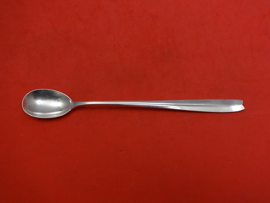 Tiffany & Co Cordis Sterling Silver Iced Tea Spoon 7.5 Vintage: Tiffany & Co Cordis Sterling Silver Iced Tea Spoon 7.5 Vintage This vintage iced tea spoon from Tiffany & Co. features the elegant Cordis pattern and measures 7 1/2 inches in length. Crafted from high