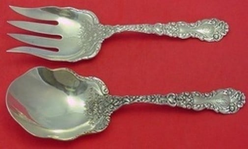 Gorham Imperial Chrysanthemum Sterling Silver Salad Serving Set 2pc 8.5 inch: Gorham Imperial Chrysanthemum Sterling Silver Salad Serving Set 2pc 8.5 inch Presenting the exquisite Imperial Chrysanthemum Salad Serving Set, a remarkable 2-piece collection crafted by Gorham. This 