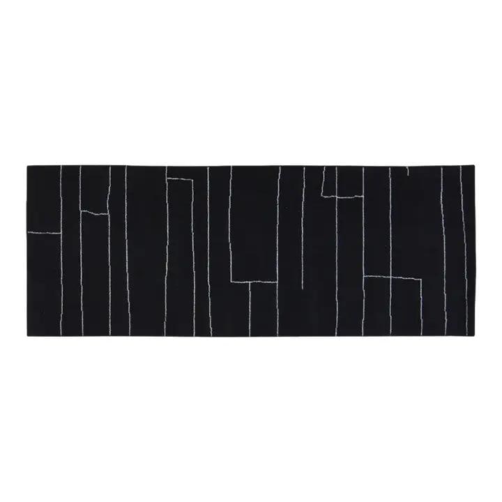 Azilal Moroccan wool hand knotted rug 2'7x7: Azilal Moroccan wool hand knotted rug 2'7x7 This hand-knotted Moroccan Azilal wool rug showcases a harmonious blend of traditional craftsmanship and modern design. Expertly made using time-honored tec