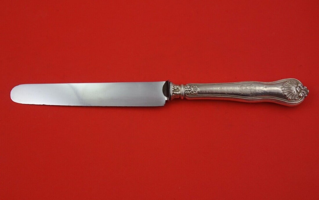 French Sterling Silver Dinner Knife 9 3/4 Monogrammed: French Sterling Silver Dinner Knife 9 3/4 Monogrammed This elegant dinner knife features a classic French Sterling pattern and is crafted from sterling silver with a steel plating. Measuring 9 3/4 inc
