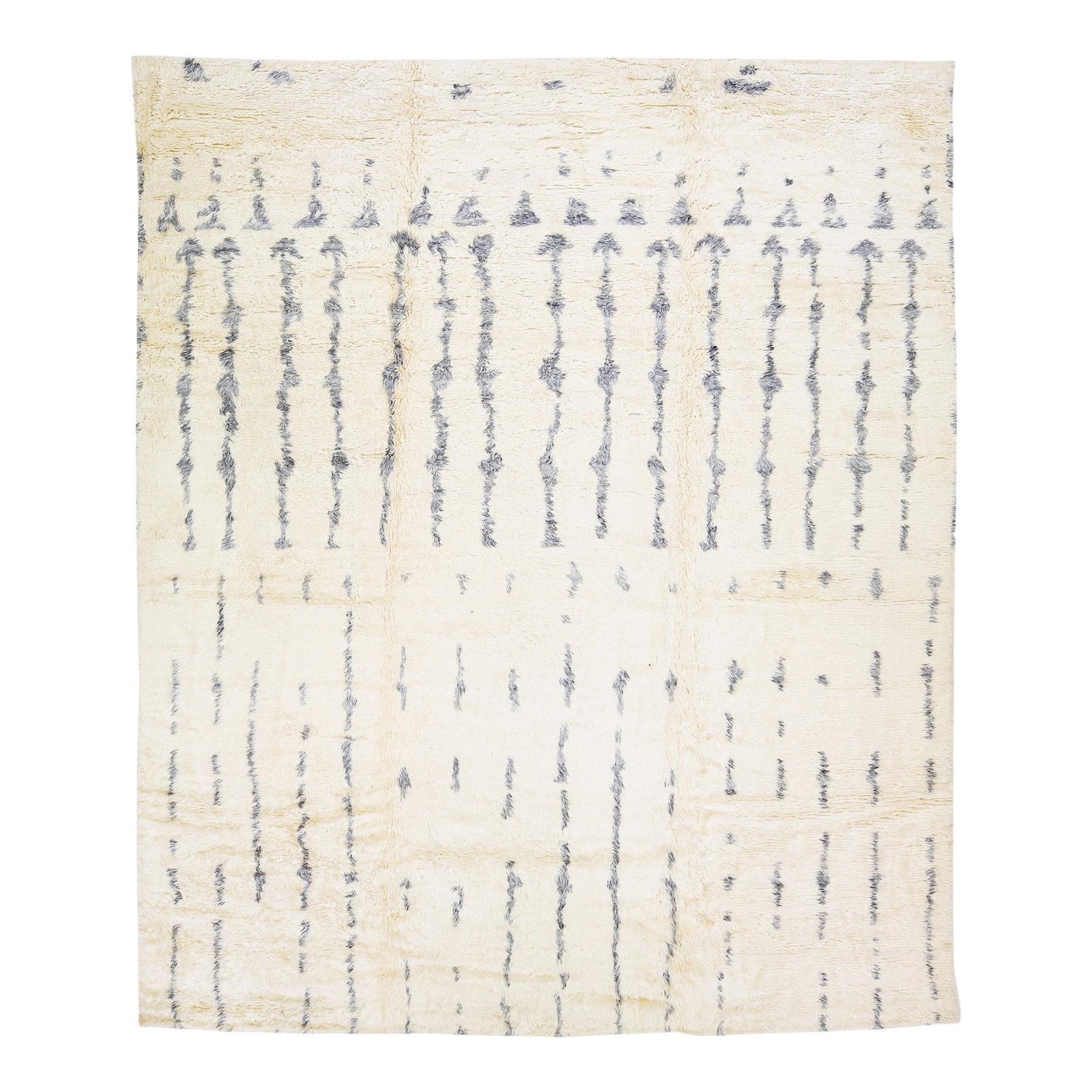 Ivory Handmade Geometric Wool Rug 12' x 15' Moroccan Style: Ivory Handmade Geometric Wool Rug 12' x 15' Moroccan Style This exquisite Moroccan-style handmade wool rug features a stunning ivory field adorned with gray accents, showcasing a captivating all-over 