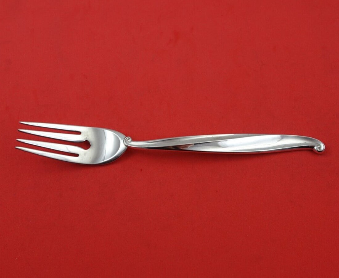 International Swan Lake Sterling Silver Salad Fork 6 5/8 Heirloom: International Swan Lake Sterling Silver Salad Fork 6 5/8 Heirloom Sterling silver salad fork in the Swan Lake pattern by International. This post-1940 piece is made in the United States and measures 6