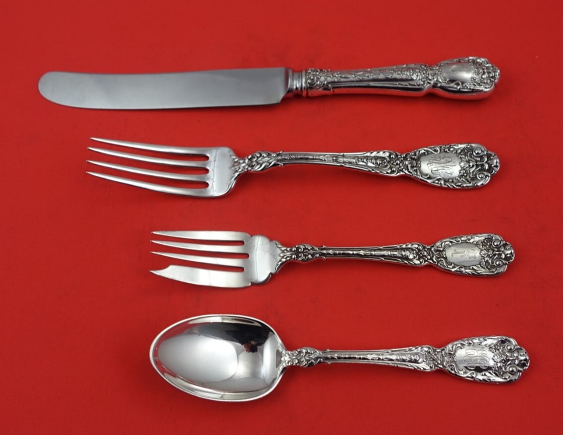 Gorham Florentine Sterling Silver 4-Piece Place Setting: Gorham Florentine Sterling Silver 4-Piece Place Setting Enhance your dining experience with this exquisite 4-piece place setting from the Florentine pattern by Gorham. Crafted from high-quality sterli