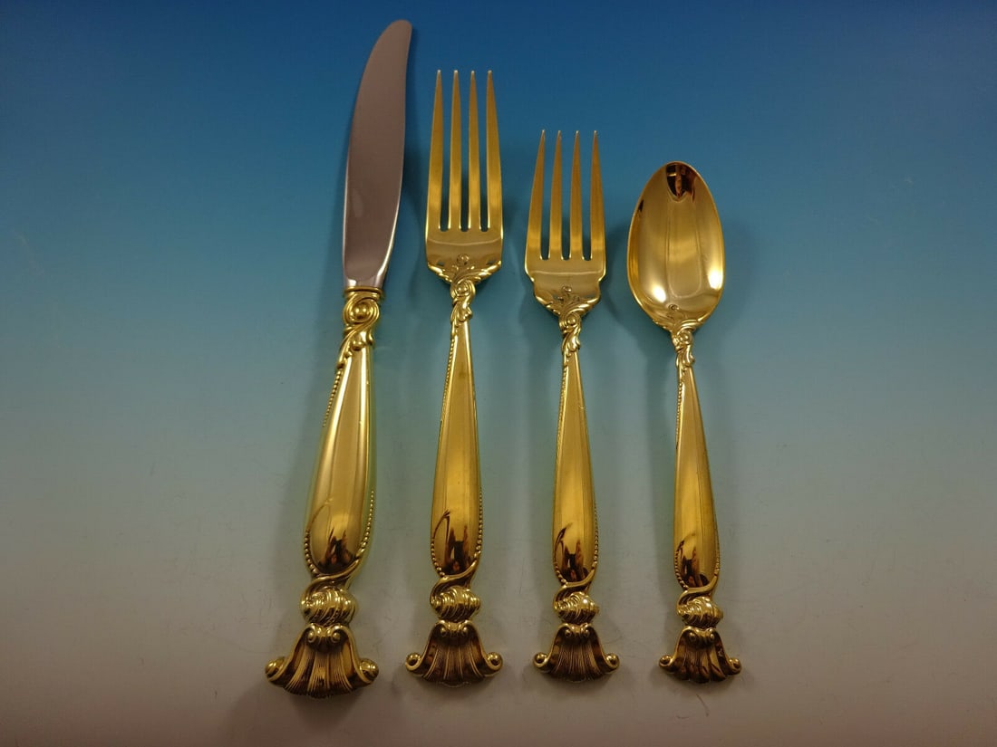 Wallace Romance of the Sea Vermeil 4-Piece Place Setting: Wallace Romance of the Sea Vermeil 4-Piece Place Setting Introducing the exquisite Romance of the Sea Vermeil by Wallace, a beautifully crafted 4-piece regular size place setting. This elegant collect