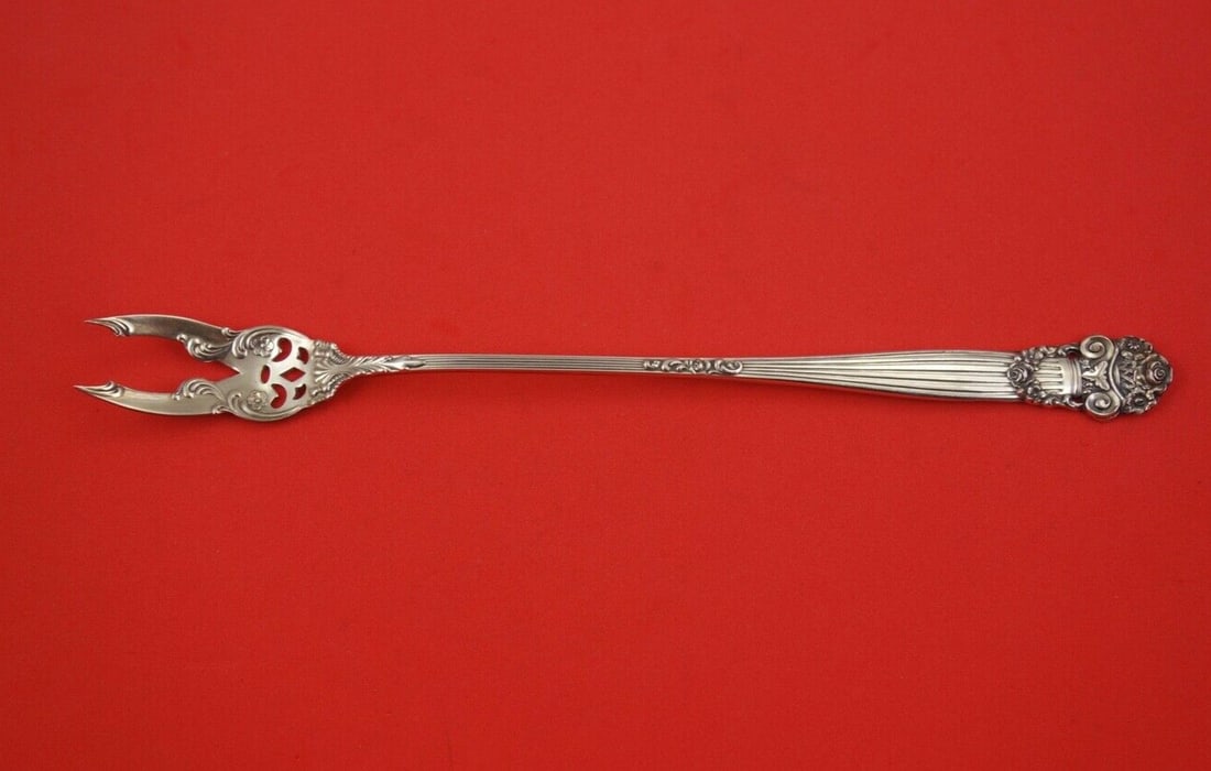 Towle Georgian Sterling Silver Serving Fork Olive Pickle Pierced 8 1/4" (1 of 2)