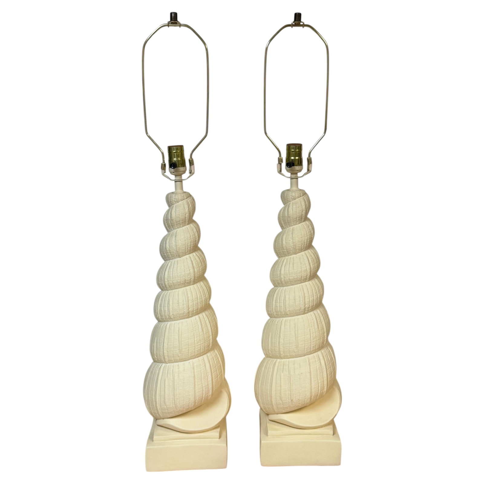 Set of 2 Hollywood Regency Shell Plaster Table Lamps (1 of 11)