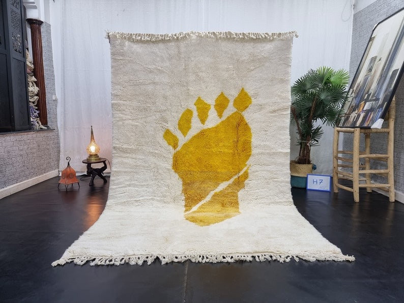 Authentic Handwoven Artistic Soft Rug 8 x 5 Feet Morocco: Authentic Handwoven Artistic Soft Rug 8 x 5 Feet Morocco This Authentic Artistic Soft Rug is handwoven in the Atlas Mountains by skilled local Berber women weavers, utilizing traditional tools and hig