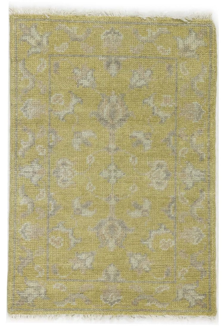 Floral Modern Hand-Knotted Wool Area Rug 3x5ft: Floral Modern Hand-Knotted Wool Area Rug 3x5ft Enhance your living space with this stunning Floral Transitional Wool Oriental Area Rug, perfect for bedrooms and bathrooms. Measuring 3'0" x 4'11", this