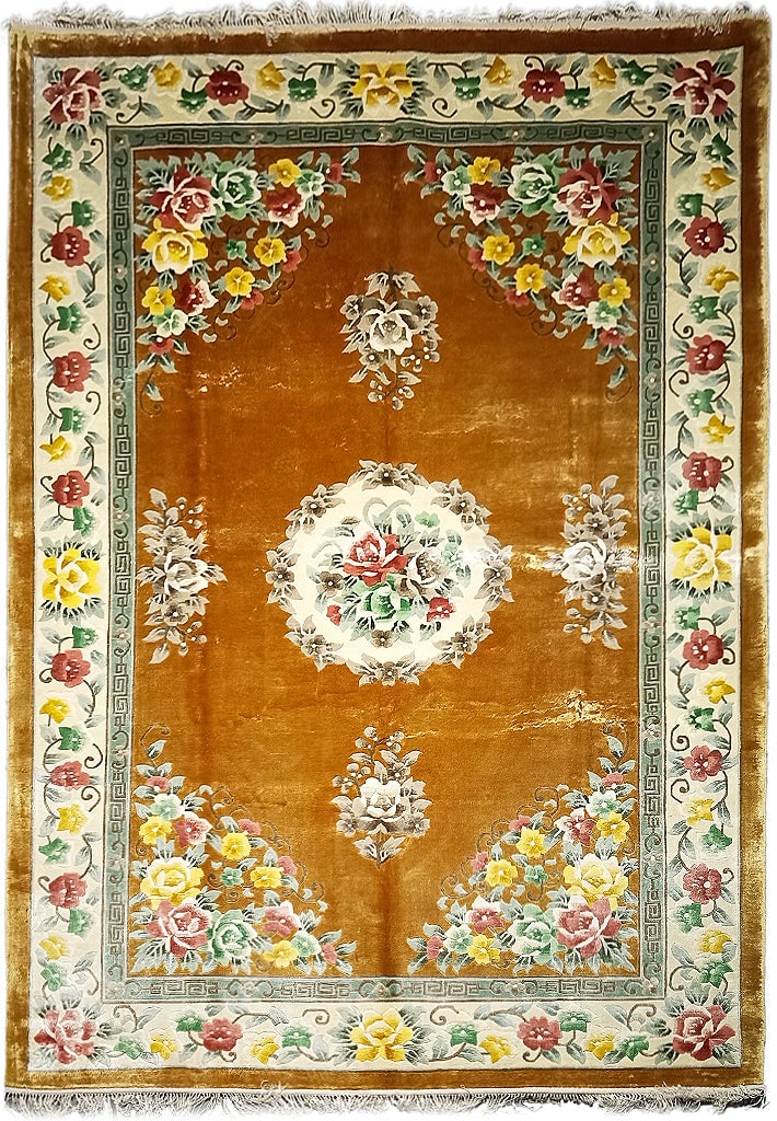 6' x 9' Chinese Beijing Silk Area Rug in Gold: 6' x 9' Chinese Beijing Silk Area Rug in Gold Free continental US Shipping Introducing the 6' x 9' Chinese Beijing Silk Rug in Gold, a stunning embodiment of luxury and elegance. This exquisite rug fe
