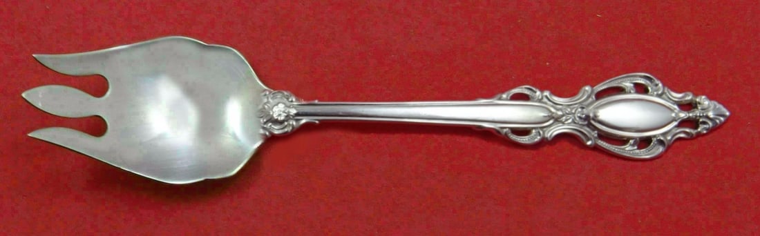 Lunt Lasting Grace Sterling Silver Custom Spork 5 3/4 for Cake Ice Cream: Lunt Lasting Grace Sterling Silver Custom Spork 5 3/4 for Cake Ice Cream Indulge in elegance with this Lasting Grace spork by Lunt, expertly crafted from sterling silver. This unique piece combines th