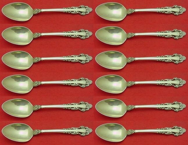 Reed and Barton Grande Renaissance Sterling Silver Teaspoon Set 12 pcs 6 in: Reed and Barton Grande Renaissance Sterling Silver Teaspoon Set 12 pcs 6 in This exquisite set of 12 teaspoons showcases the elegant Grande Renaissance pattern by Reed and Barton. Each spoon is crafte