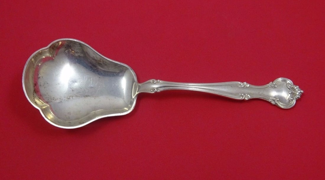 Gorham Cromwell Sterling Silver Preserve Serving Spoon 7 1/4 in: Gorham Cromwell Sterling Silver Preserve Serving Spoon 7 1/4 in A Gorham Sterling Silver preserve spoon in the Cromwell pattern, measuring 7 1/4 inches long. It is not monogrammed and is in excellent 