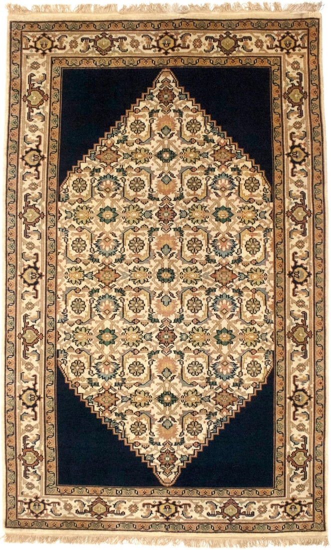 Indo-Bidjar Hand-Knotted Wool Rug 4'10 x 8' Modern Geometric Design: Indo-Bidjar Hand-Knotted Wool Rug 4'10 x 8' Modern Geometric Design Enhance your home decor with this exquisite Indo-Bidjar Oriental Rug that features a captivating floral and geometric design. Measur