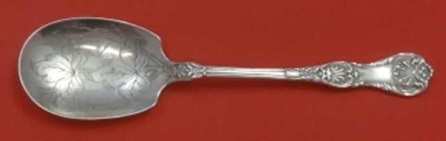 Gorham King George Sterling Silver Berry Spoon 9 1/4 Russian Style Engraving: Gorham King George Sterling Silver Berry Spoon 9 1/4 Russian Style Engraving This exquisite King George by Gorham serving spoon features a striking Russian style hand engraving on both sides of the bo