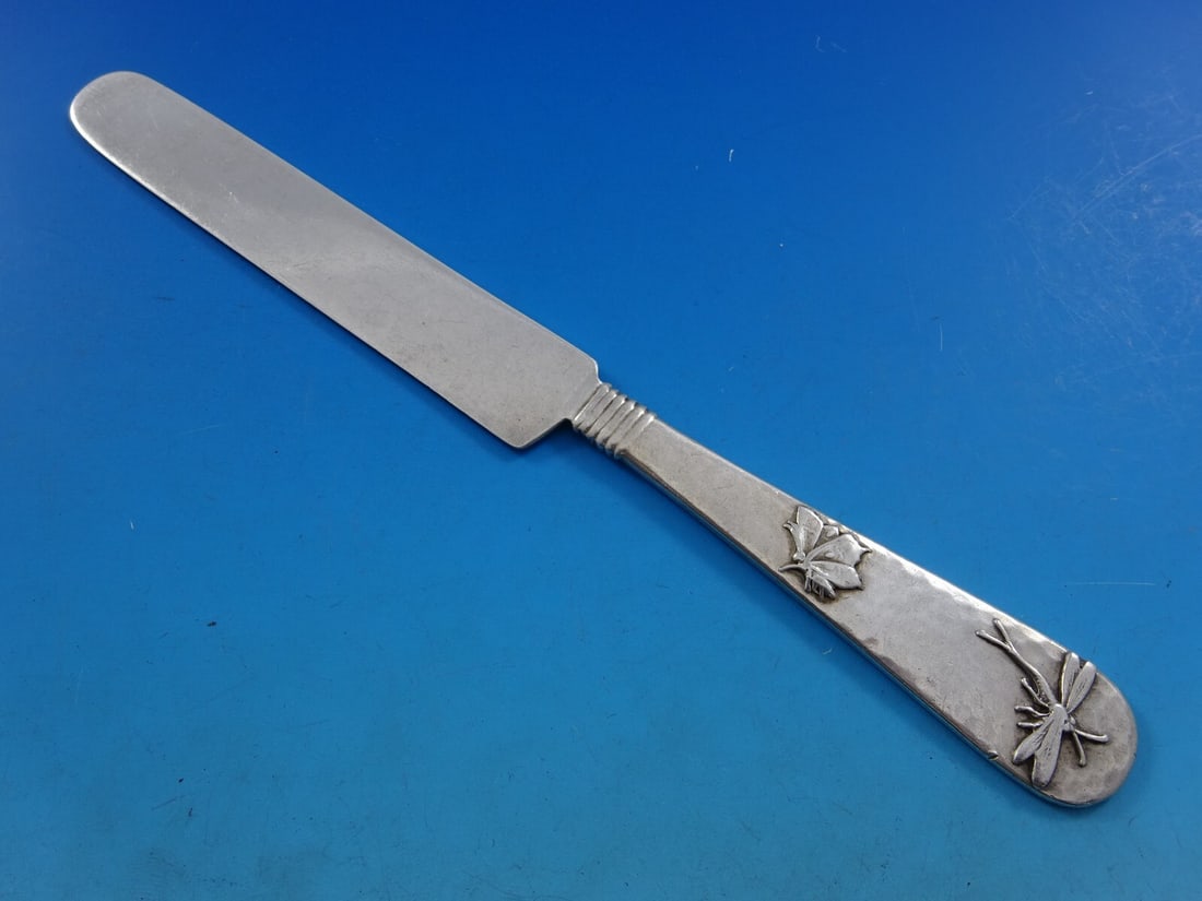 Shiebler Hammered and Applied Sterling Silver Tea Knife 8" Dragonfly Butterfly: Shiebler Hammered and Applied Sterling Silver Tea Knife 8" Dragonfly Butterfly This exquisite tea knife, crafted by Shiebler, showcases the 'Hammered and Applied' pattern, dating back to the 1850-1899