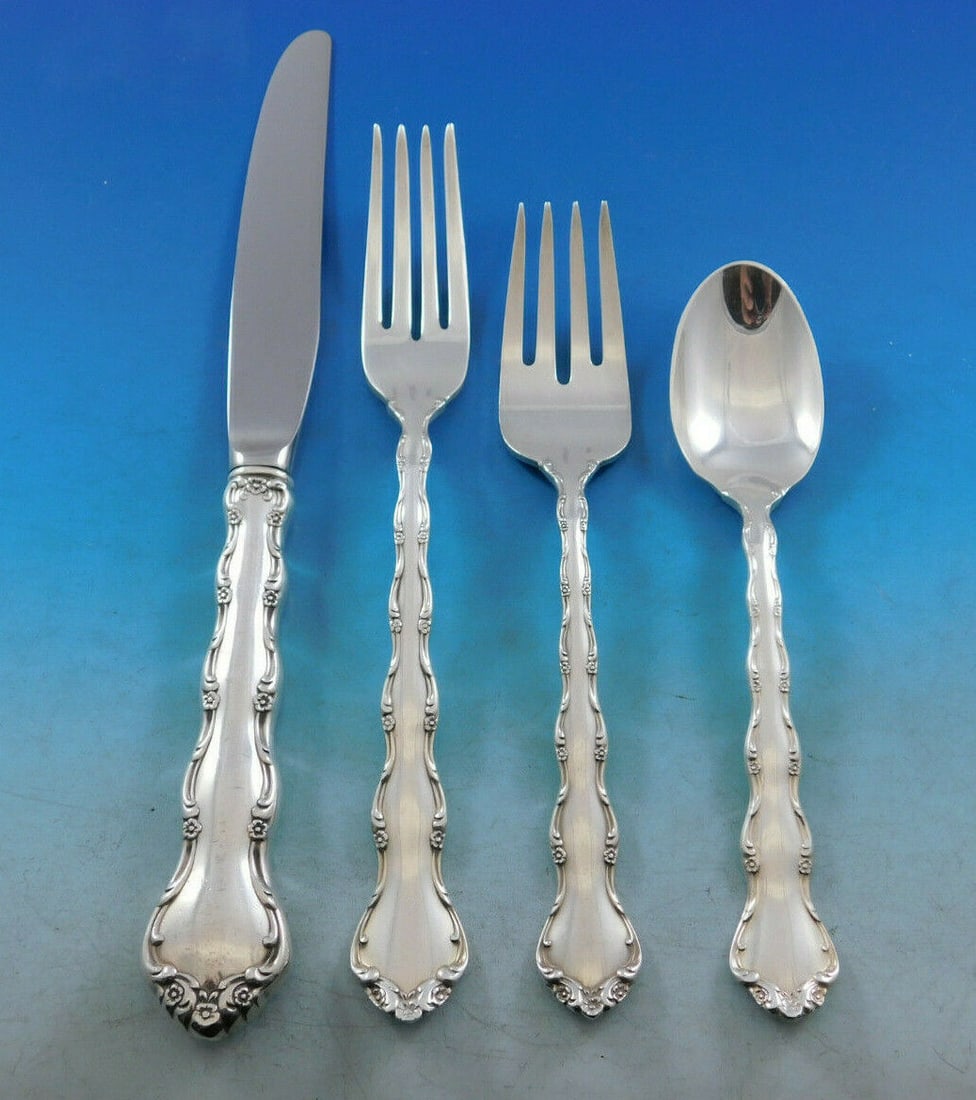 Reed and Barton Tara Sterling Silver 4-Piece Place Setting: Reed and Barton Tara Sterling Silver 4-Piece Place Setting Experience elegance with the Tara by Reed and Barton 4-piece sterling silver place setting. This exquisite set, crafted in sterling silver, i