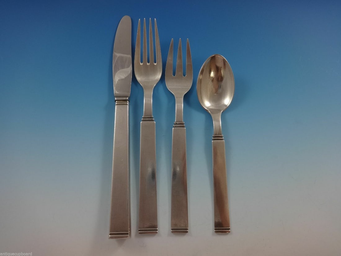W & S Sorensen Funkis III Sterling Silver 4-Piece Place Setting: W & S Sorensen Funkis III Sterling Silver 4-Piece Place Setting Enhance your dining experience with the Funkis III 4-piece place setting by W & S Sorensen. Crafted from high-quality sterling silver, t