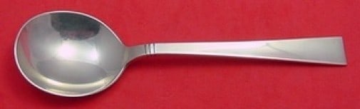 Allan Adler Sunset Sterling Silver Cream Soup Spoon 6 5/8": Allan Adler Sunset Sterling Silver Cream Soup Spoon 6 5/8" This exquisite cream soup spoon is crafted from high-quality sterling silver and features the elegant "Sunset" pattern by renowned maker Alla