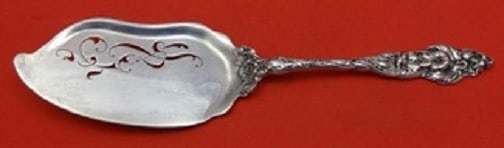 Reed and Barton Les Six Fleurs Sterling Silver Fish Server 11 5/8": Reed and Barton Les Six Fleurs Sterling Silver Fish Server 11 5/8" This exquisite fish server features the elegant 'Les Six Fleurs' pattern by Reed and Barton, crafted from high-quality sterling silve