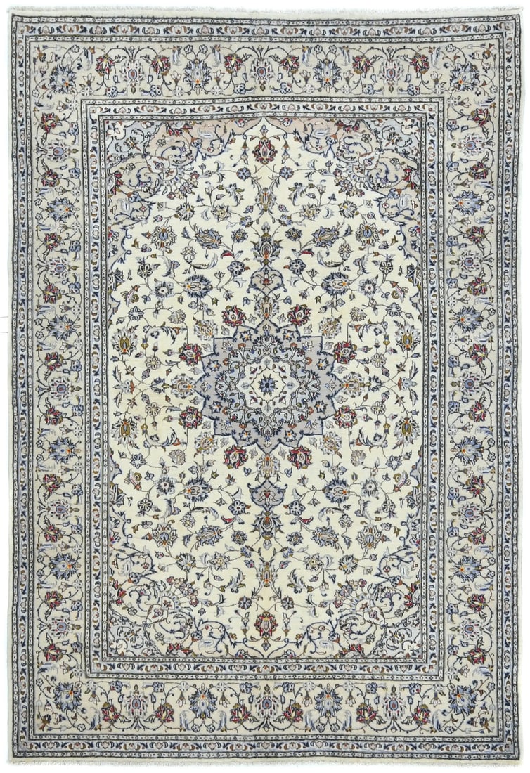 Vintage Handmade Cream Floral Oriental Area Rug 6'5 x 9'4: Vintage Handmade Cream Floral Oriental Area Rug 6'5 x 9'4 Enhance your living space with this stunning Handmade Vintage Cream Oriental Rug, measuring 6'5" x 9'4". This exquisite area rug features a be