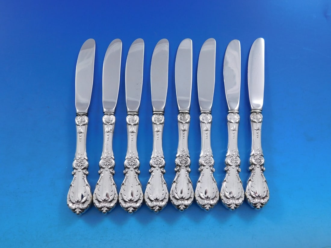 Reed and Barton Burgundy Sterling Silver Butter Spreaders Set of 8: Reed and Barton Burgundy Sterling Silver Butter Spreaders Set of 8 Enhance your dining experience with this exquisite set of 8 butter spreaders from the Burgundy pattern by Reed and Barton. Crafted fr
