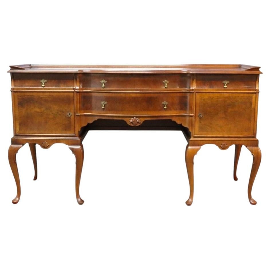 John Widdicomb walnut Queen Anne sideboard c1950 (1 of 14)