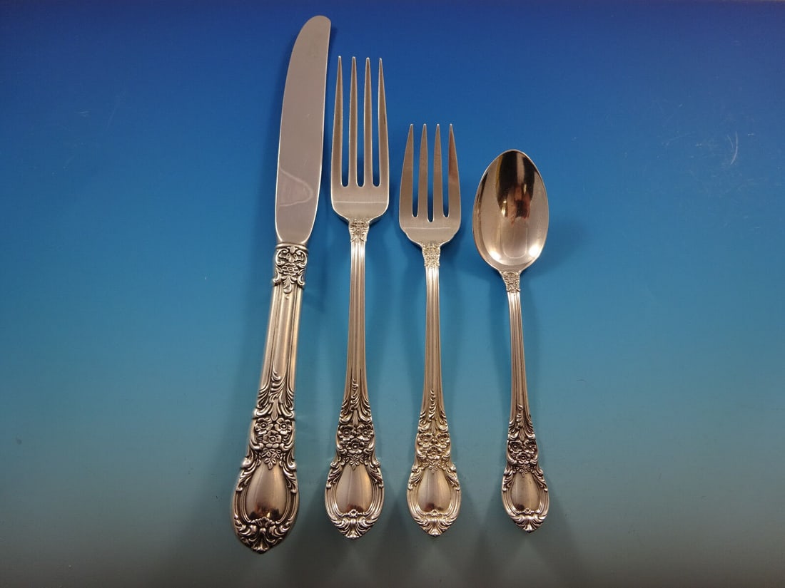 Lunt American Victorian Sterling Silver 4-Piece Place Setting: Lunt American Victorian Sterling Silver 4-Piece Place Setting Elevate your dining experience with this exquisite 4-piece place setting from the American Victorian pattern by Lunt. Crafted from high-qu
