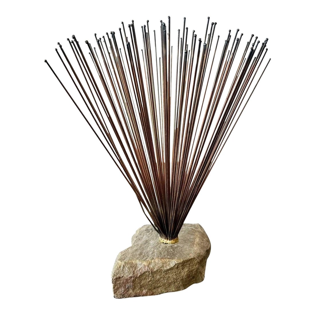 Mid-Century Modern Kinetic Spray Sculpture Beige Metal Stone 10.5 x 9 x 9: Mid-Century Modern Kinetic Spray Sculpture Beige Metal Stone 10.5 x 9 x 9 This Mid-Century Modern kinetic spray sculpture embodies the innovative spirit of American design with its dynamic form and fl