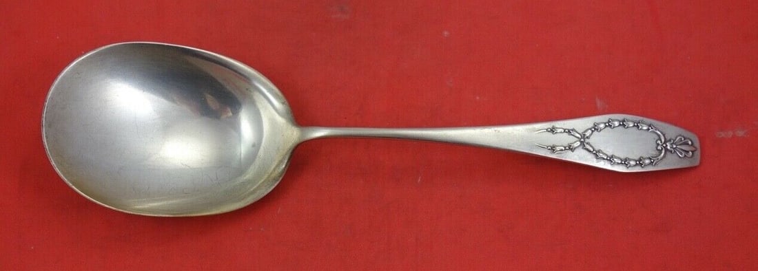 Gorham Wreath Sterling Silver Berry Serving Spoon 9 Inch: Gorham Wreath Sterling Silver Berry Serving Spoon 9 Inch This exquisite serving spoon from Gorham features the elegant Wreath pattern and is crafted from high-quality sterling silver. Measuring 9 inch