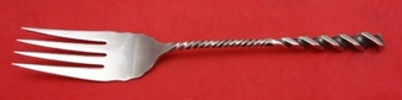 Whiting Square Twist #5 Sterling Silver Fish Fork 7.5": Whiting Square Twist #5 Sterling Silver Fish Fork 7.5" This exquisite fish fork from Whiting features the elegant Square Twist #5 pattern, crafted from high-quality sterling silver. Measuring 7 1/2 in