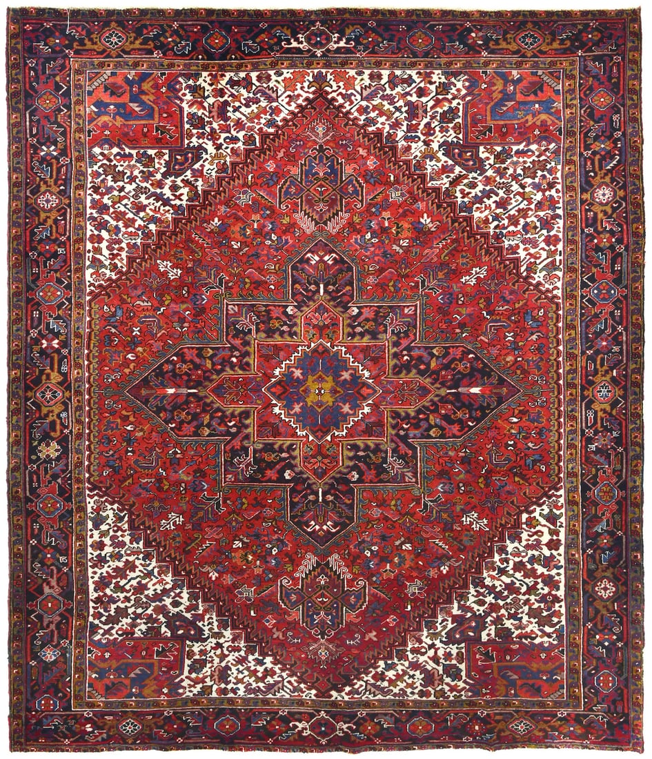 Vintage Handmade Oriental Rug 9'5 x 11'1 Floral Design Wool: Vintage Handmade Oriental Rug 9'5 x 11'1 Floral Design Wool Enhance your living space with this stunning vintage handmade Oriental rug, featuring a classic floral design. Crafted from high-quality woo
