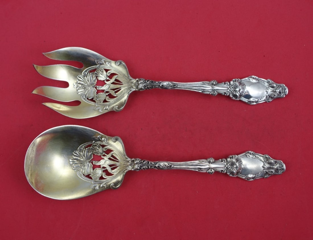 Gorham Virginiana Sterling Silver Salad Serving Set 2pc Pierced 8 7/8": Gorham Virginiana Sterling Silver Salad Serving Set 2pc Pierced 8 7/8" Enhance your dining experience with this exquisite 2-piece salad serving set from the renowned Gorham brand, featuring the elegan