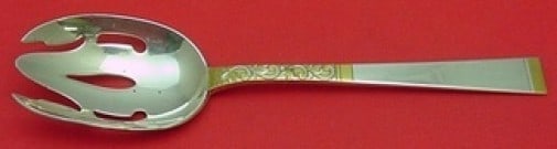 Gorham Golden Scroll Sterling Silver Slotted Serving Spoon 8 3/8": Gorham Golden Scroll Sterling Silver Slotted Serving Spoon 8 3/8" This exquisite serving spoon features the elegant Golden Scroll pattern by Gorham. Crafted from high-quality sterling silver, this pie